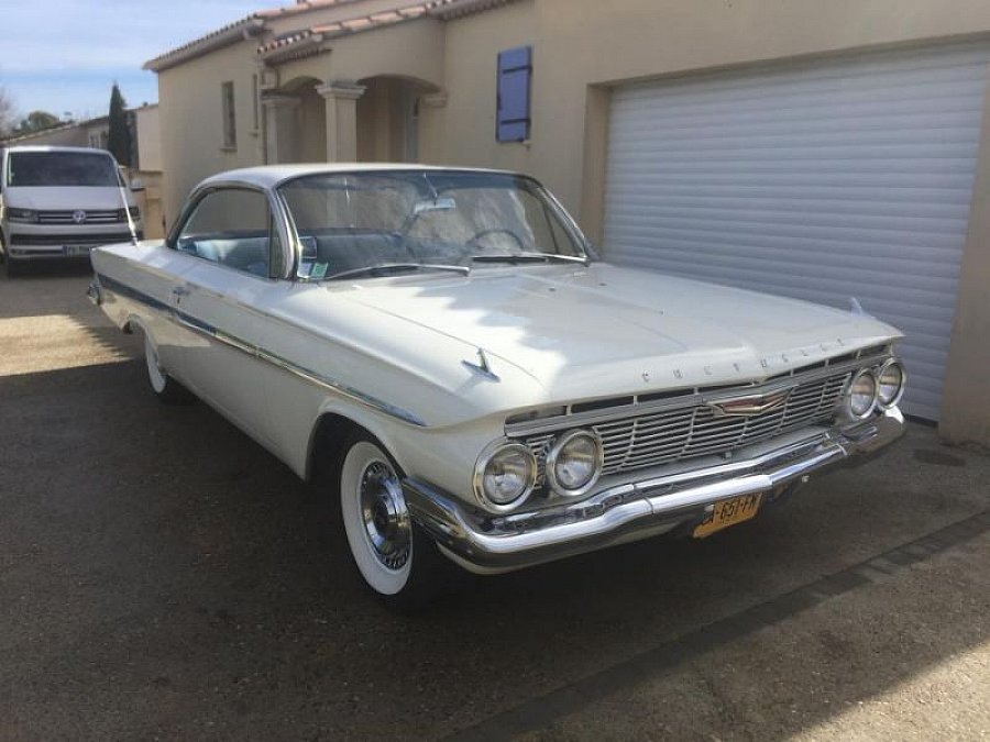 CHEVROLET IMPALA Série 3 4.6l V8 283ci coupé 1961