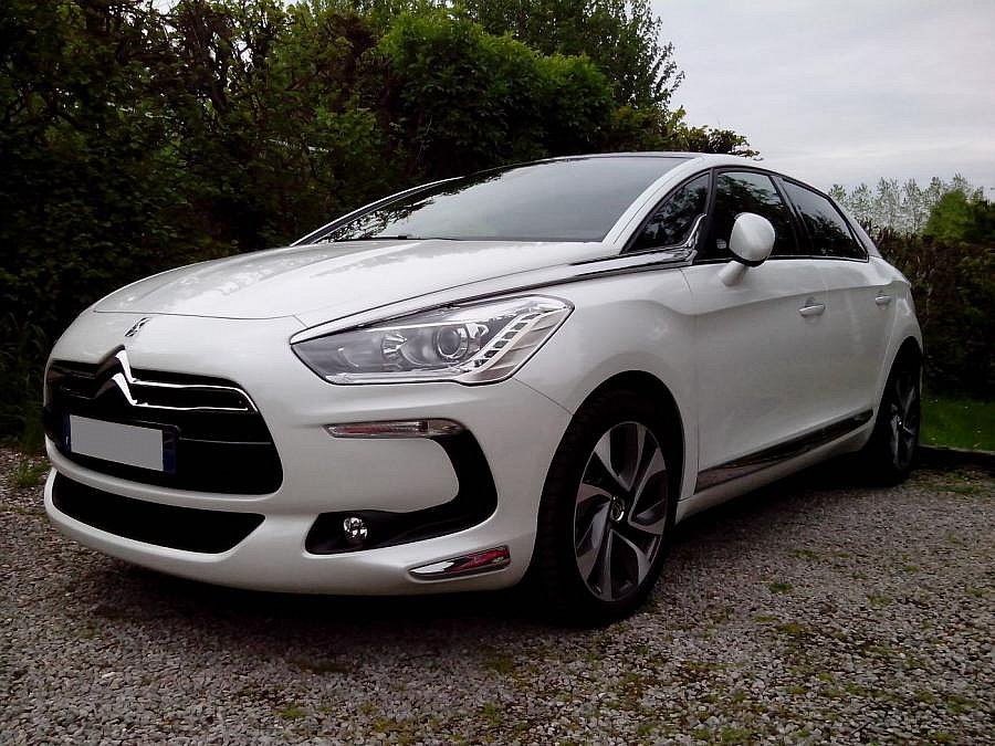 Avis CITROEN DS5 2.0 HDi 160 berline 2013 par Quaderman Motorlegend