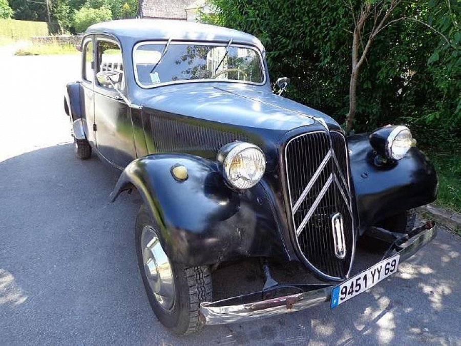 CITROEN TRACTION 11 berline 1952