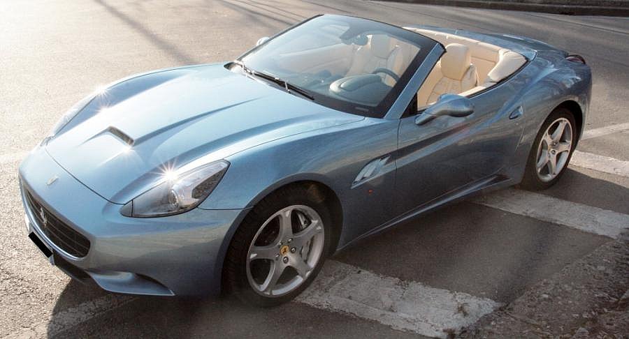 FERRARI CALIFORNIA 4.3 V8 460 ch cabriolet 2009