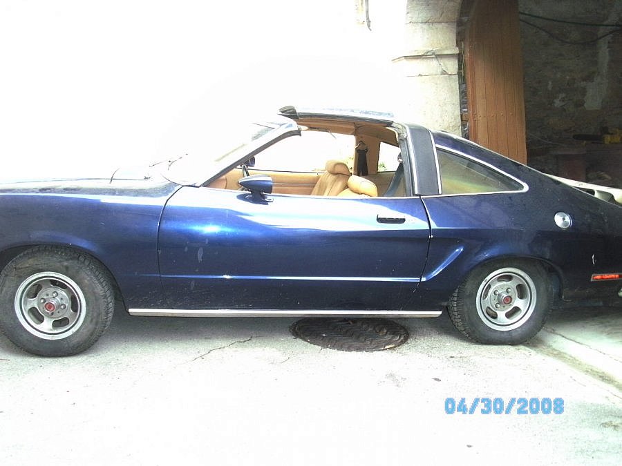 FORD MUSTANG II (1974-78) V6 171 ci cabriolet 1977