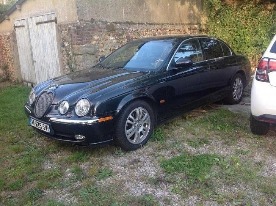 JAGUAR S-TYPE 4.2 V8 berline 2002