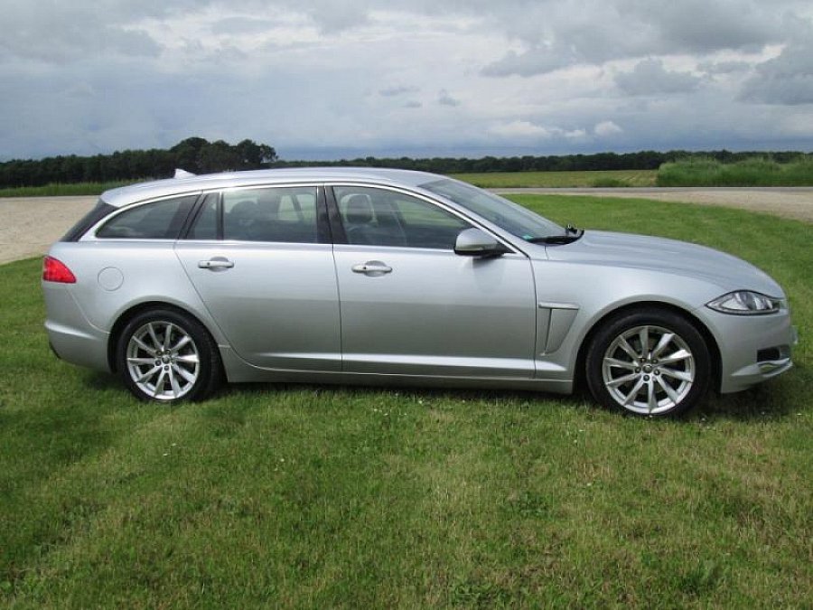 JAGUAR XF SPORTBRAKE I 3.0 D 240 FAP break 2013