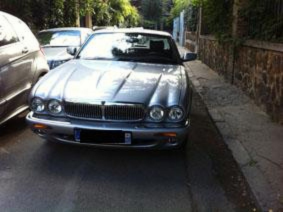 JAGUAR XJ Sovereign 3.2 berline 2000