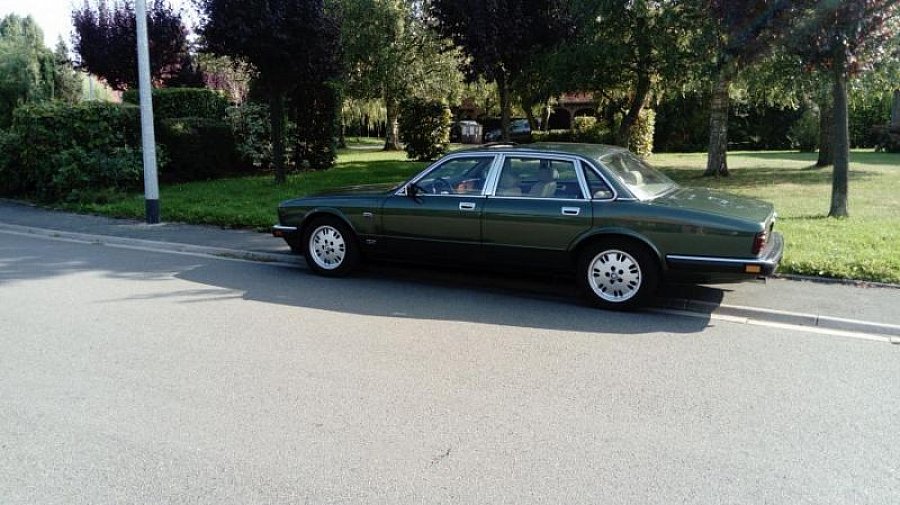 JAGUAR XJ40 2.9 berline 1988