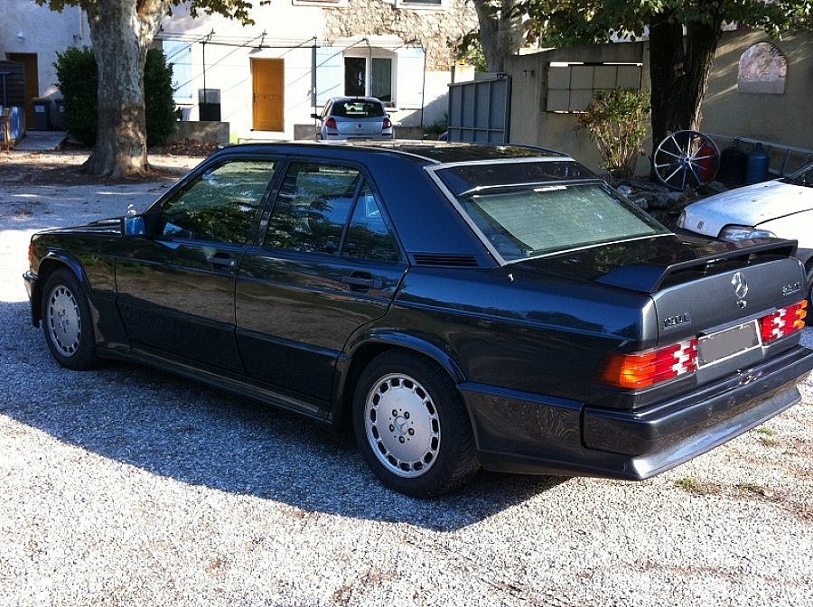 MERCEDES 190 W201 E 2.3-16 berline 1986