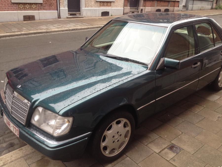 MERCEDES W124 E 250 Diesel berline 1995