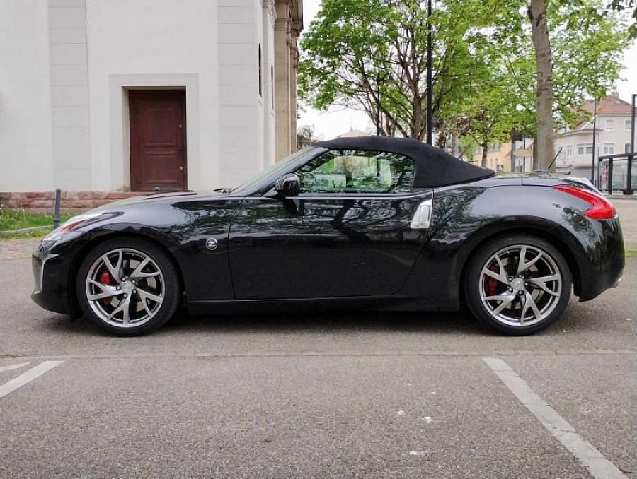 NISSAN 370Z Roadster 3.7 V6 328ch cabriolet 2014