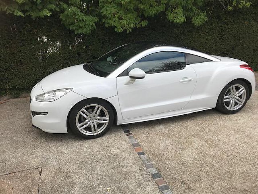 PEUGEOT RCZ 2.0 HDi FAP 163 ch coupé 2013