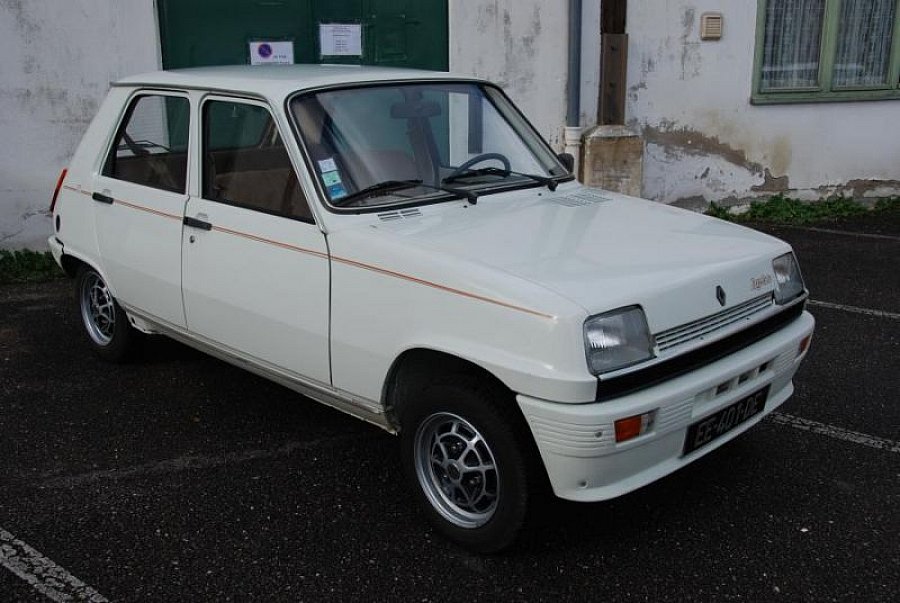 RENAULT R5 Lauréate TL berline 1986