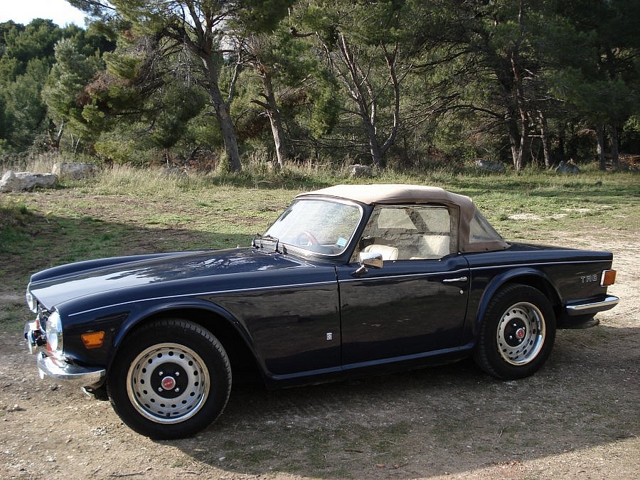 TRIUMPH TR6 PI 2.5l 150ch cabriolet 1971