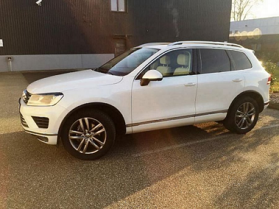 VOLKSWAGEN TOUAREG II 3.0 V6 TDI 262 SUV 2015