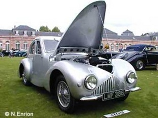 ASTON MARTIN Atom