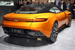 ASTON MARTIN DB11