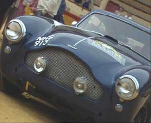 ASTON MARTIN DB2/4