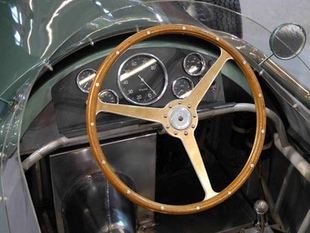 ASTON MARTIN DBR4/250