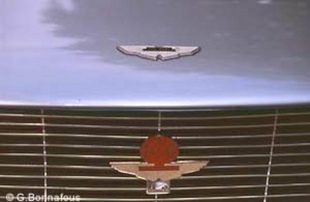ASTON MARTIN DBS