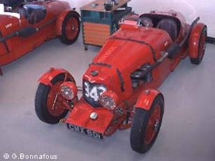ASTON MARTIN Ulster