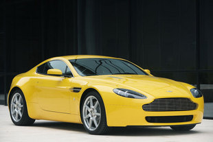 ASTON MARTIN V8 et V12 Vantage