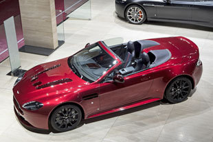 ASTON MARTIN V12 Vantage S Roadster