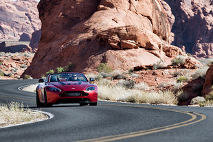 ASTON MARTIN V12 Vantage S Roadster