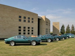 ASTON MARTIN V8 (1972-1990) - Saga Aston Martin .com