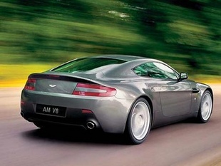ASTON MARTIN V8 Vantage