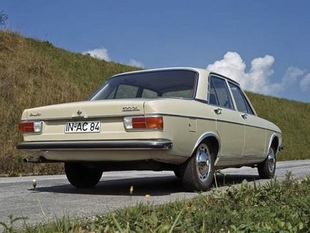 AUDI 100