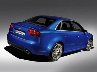 AUDI RS4
