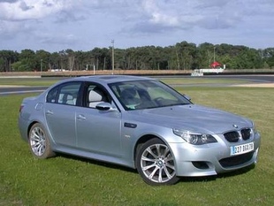 BMW M5 V10