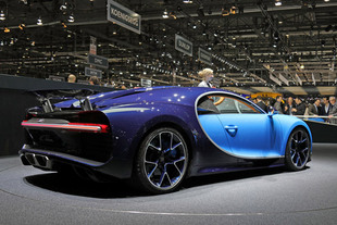 BUGATTI Chiron