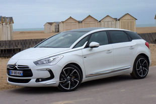 CITROEN DS5 Hybrid4 - .com