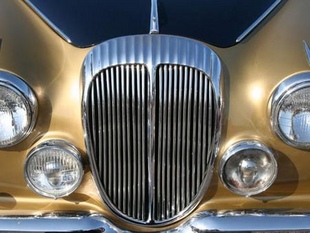 DAIMLER 2,5 L V8