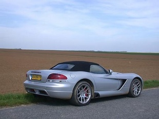 DODGE Viper SRT-10