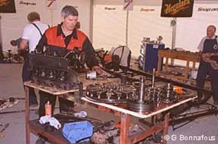 FORD USA La reconstruction d’une Ford T - Autojumble de Beaulieu 2003 Reportage - Page 1.com