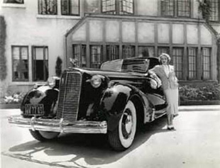 La femme et l'automobile