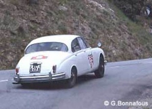 La cinquième étape - Tour Auto 2001 Reportage - Page 1.com