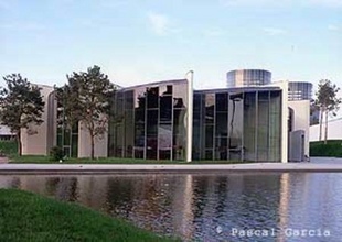 Le pavillon Skoda - Autostadt, le nouveau parc de loisir de VW Reportage - Page 1.com