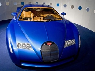 BUGATTI Bugatti à la Cité de l'Automobile