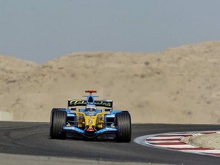 Les quatre titres de champion du monde 2005 et 2006 - 30 ans de Renault F1 Histoire - Page 4.com