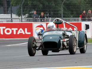 Les Seven en piste
