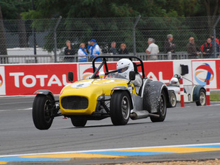 Les Seven en piste