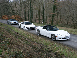 Trois V8 au coude à coude