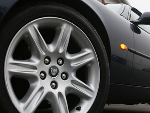 Quel cabriolet pour l'été à moins de 30 000 euros ? - Freinage, direction et pneus Comparatif auto.com