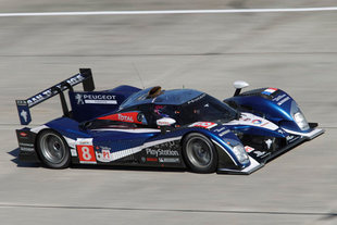 Peugeot et Audi aux essais des 24 Heures du Mans