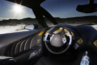 Un salon sculptural - Citroën DS5, du concept à la grande série Reportage.com