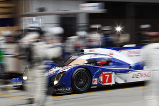 6 Heures de Fuji : Toyota à domicile terrasse Audi