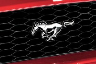 Ford Mustang : retour sur un mythe automobile
