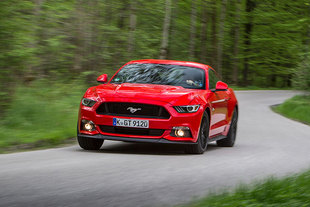 FORD MUSTANG GT FASTBACK