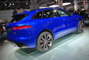 JAGUAR F-Pace